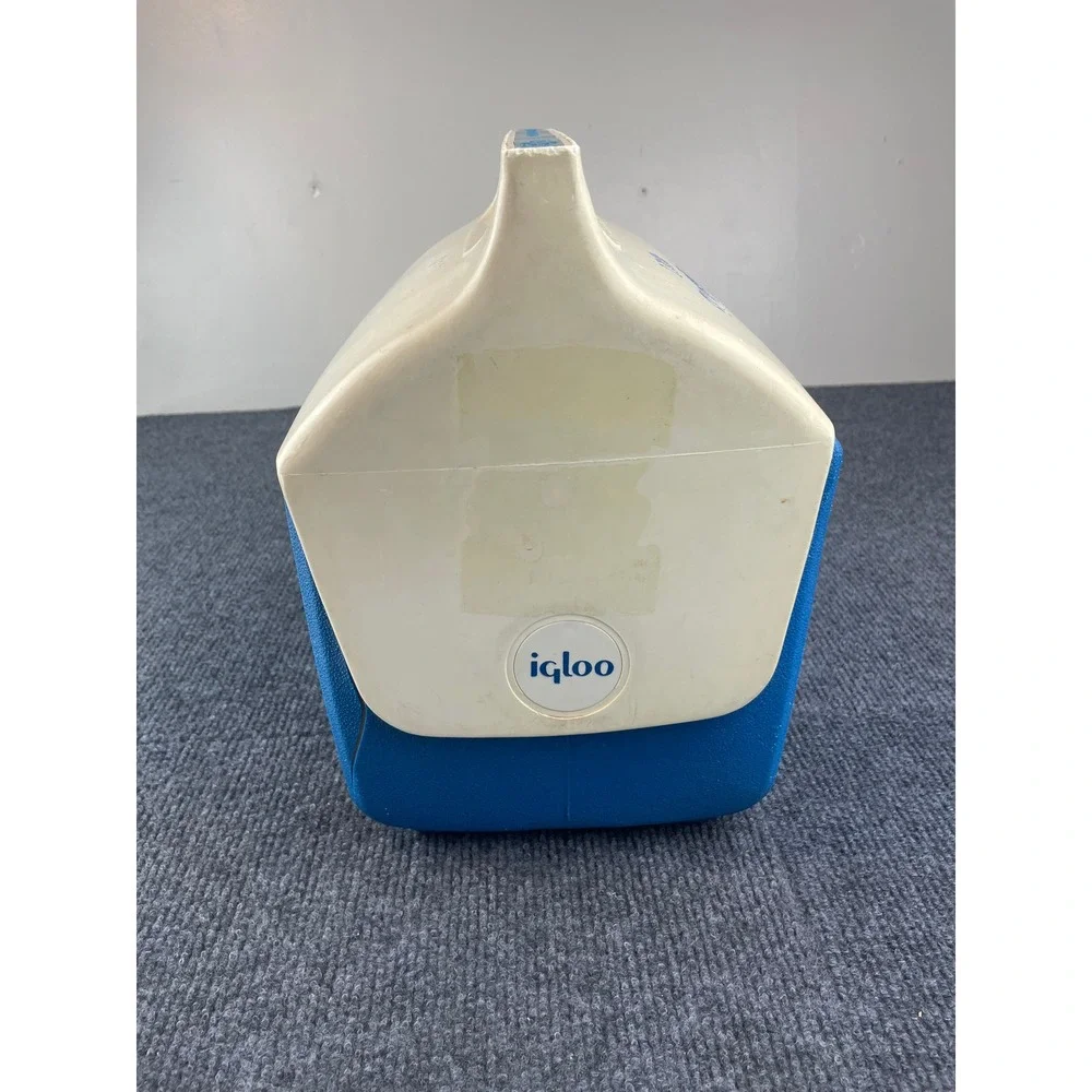 Igloo Little Playmate Cooler Vintage Blue White Tent Top Personal Lunch Box 7 Qt